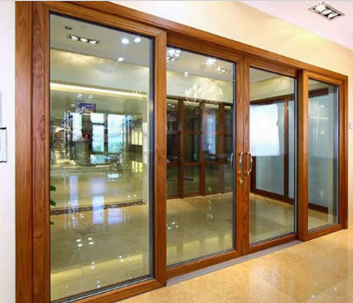 Cửa kính cường lực khung gỗ Vinh Nghệ An